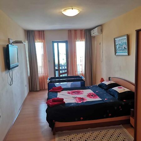 Villa Holly Balchik Luaran gambar