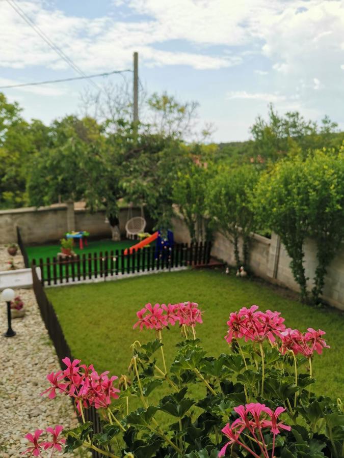 Villa Holly Balchik Luaran gambar
