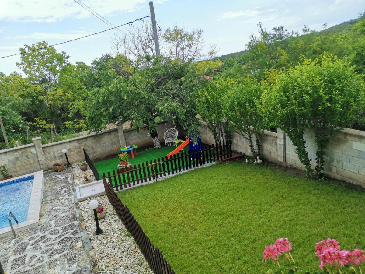 Villa Holly Balchik Luaran gambar