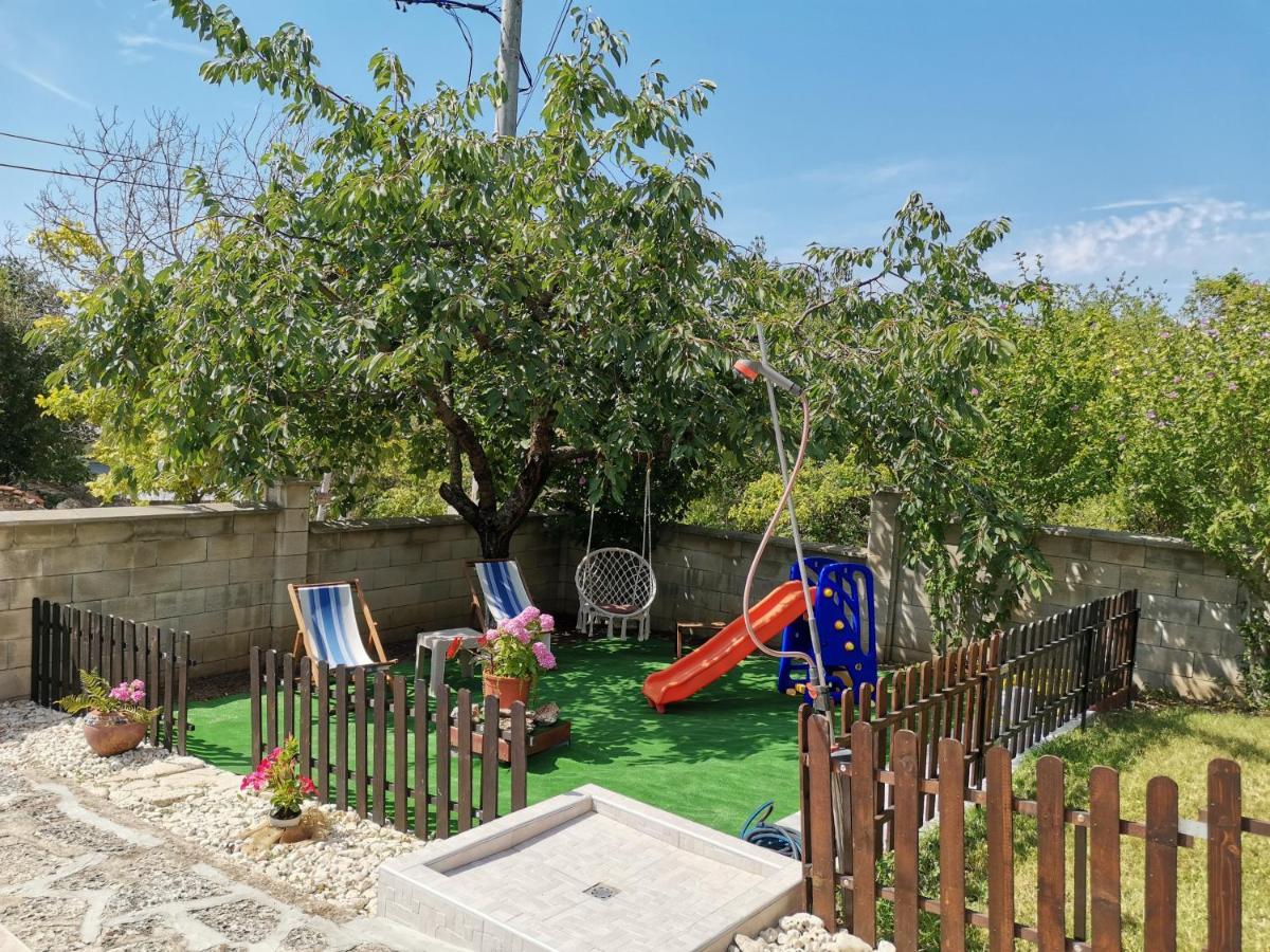 Villa Holly Balchik Luaran gambar